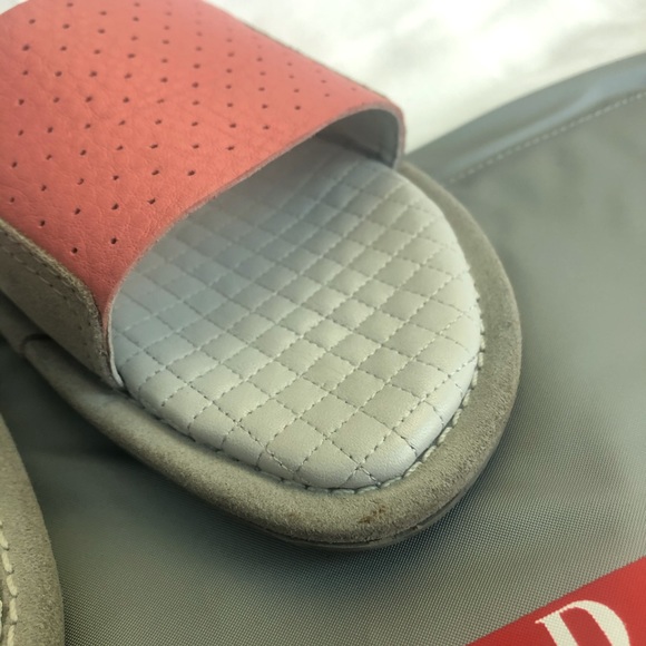 Prada pink leather slides - Picture 4 of 9